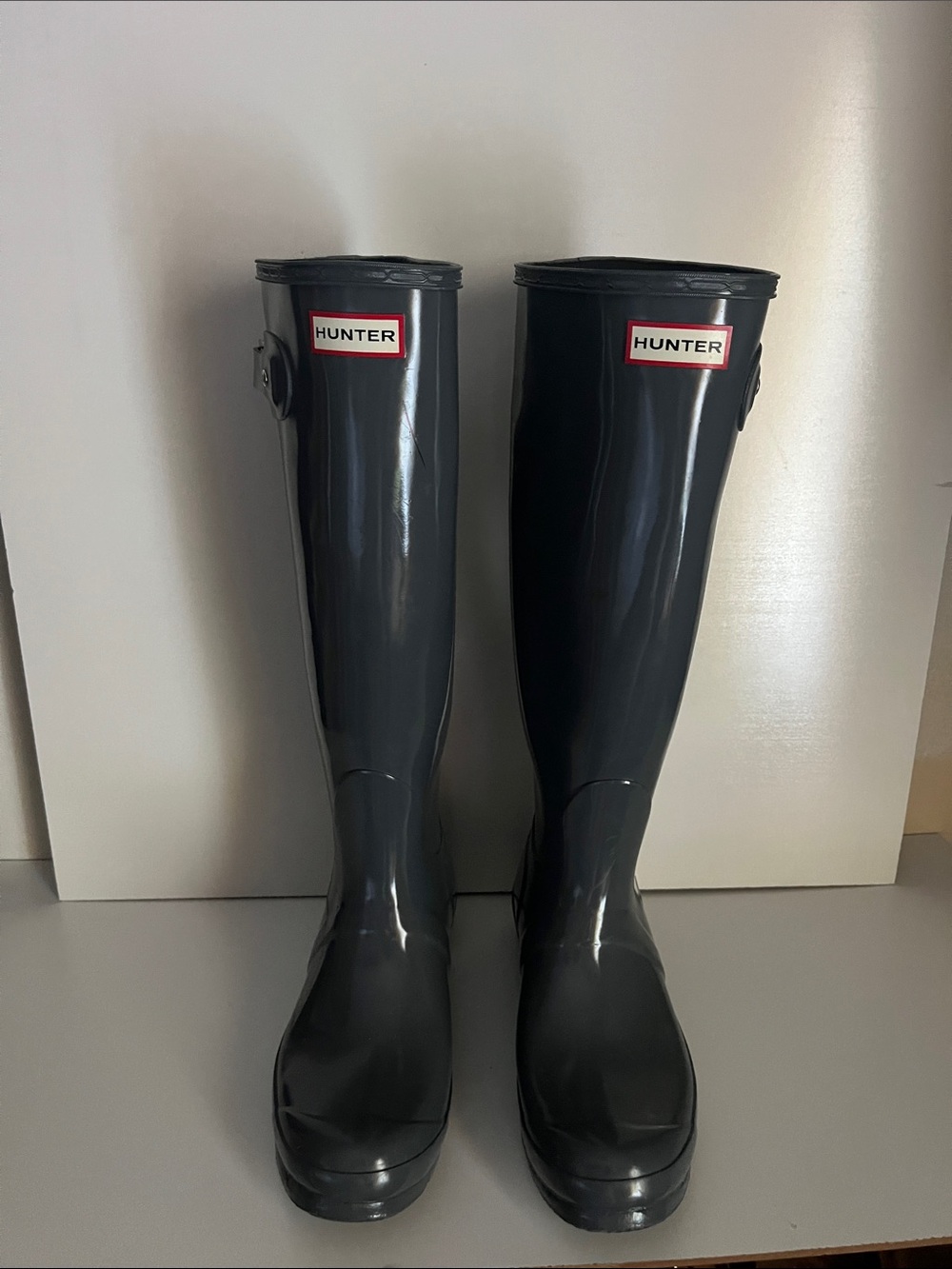 Size 8 Women’s Original Tall Grey Boots